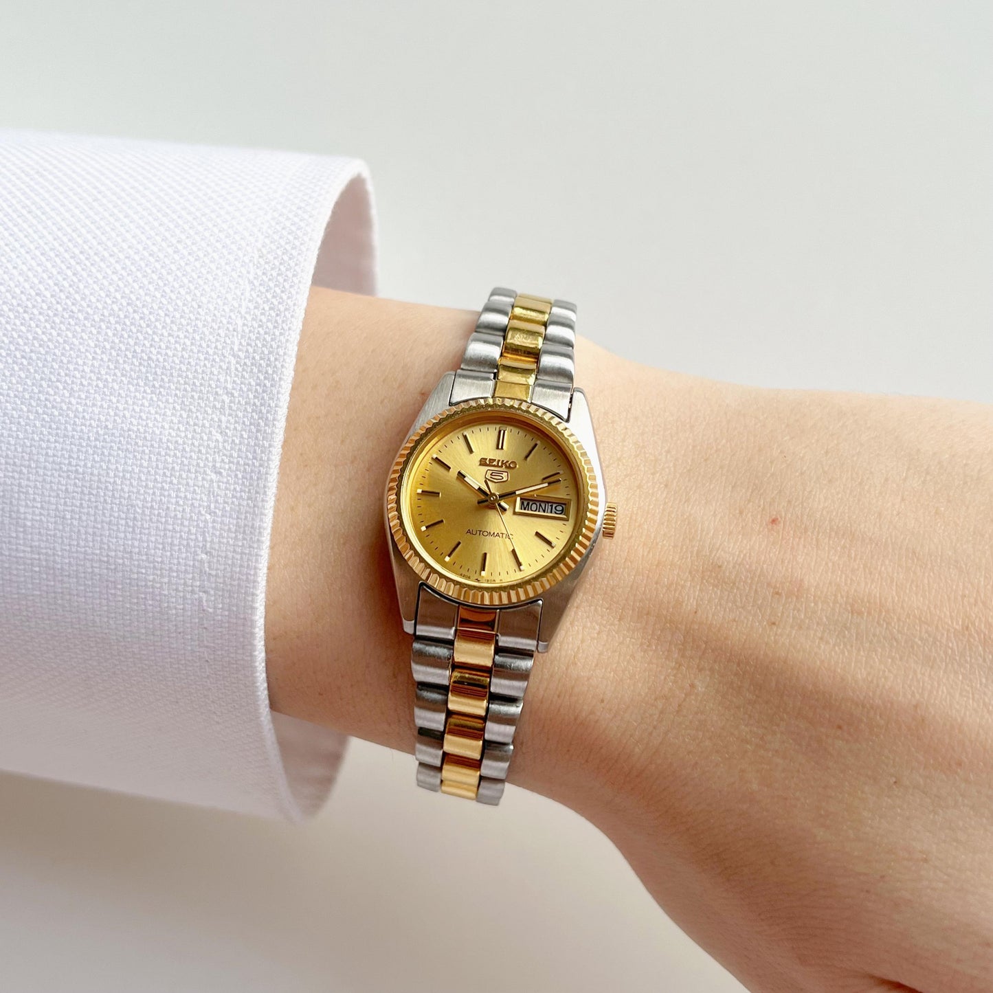 Seiko RARE TwoTone Mechanical Vintage Womens Watch, Boxed, 16cm