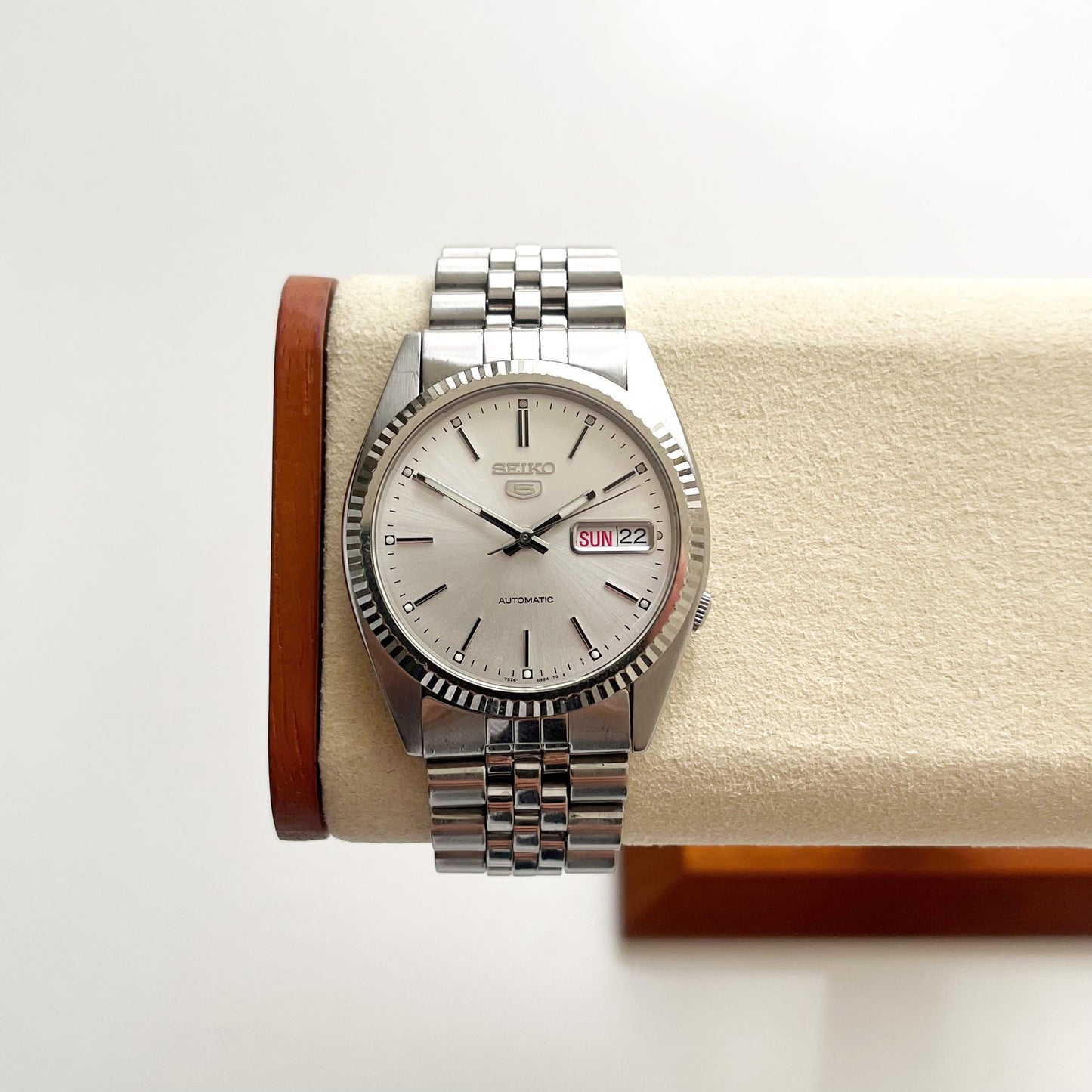 SEIKO Vintage Man’s Stainless Steel Watch, Automatic Mechanical, Boxed - 18cm