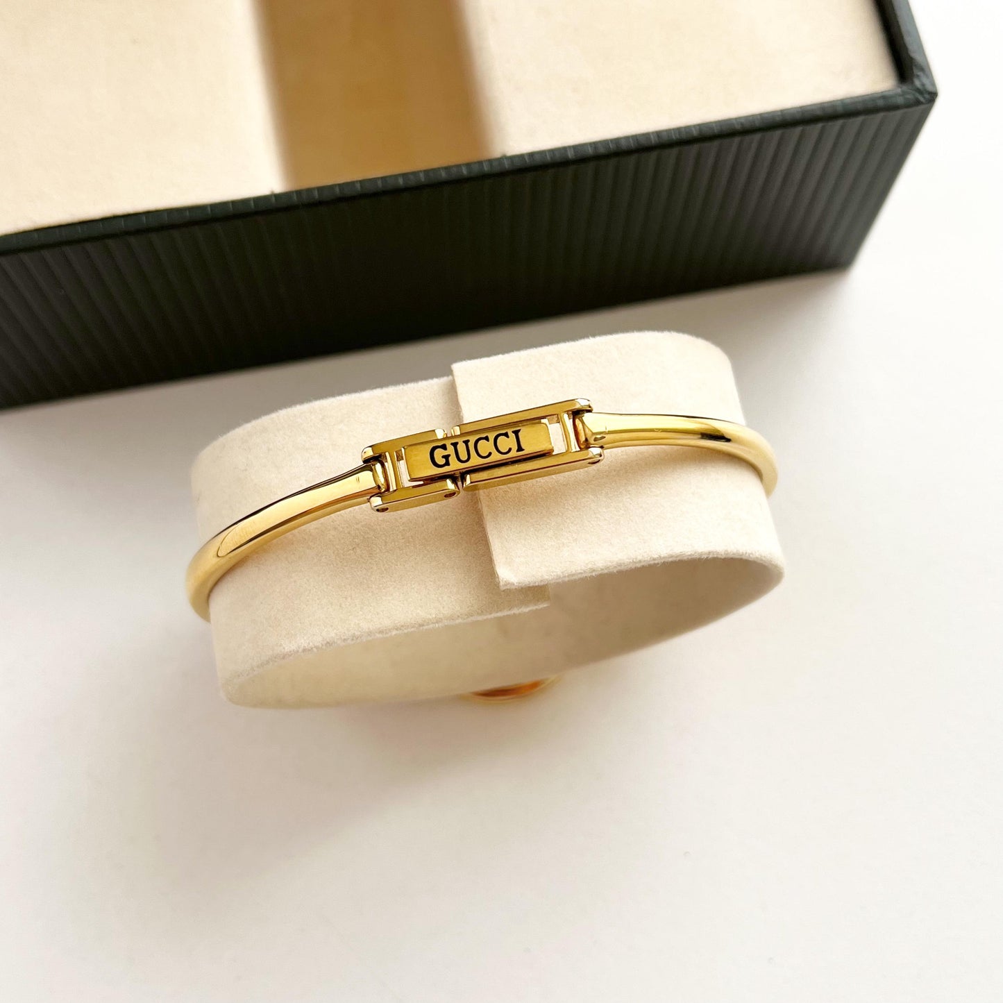 Gucci Watch, Gold Vintage Womens Bangle Boxed Watxh, Gift For Her, 16cm