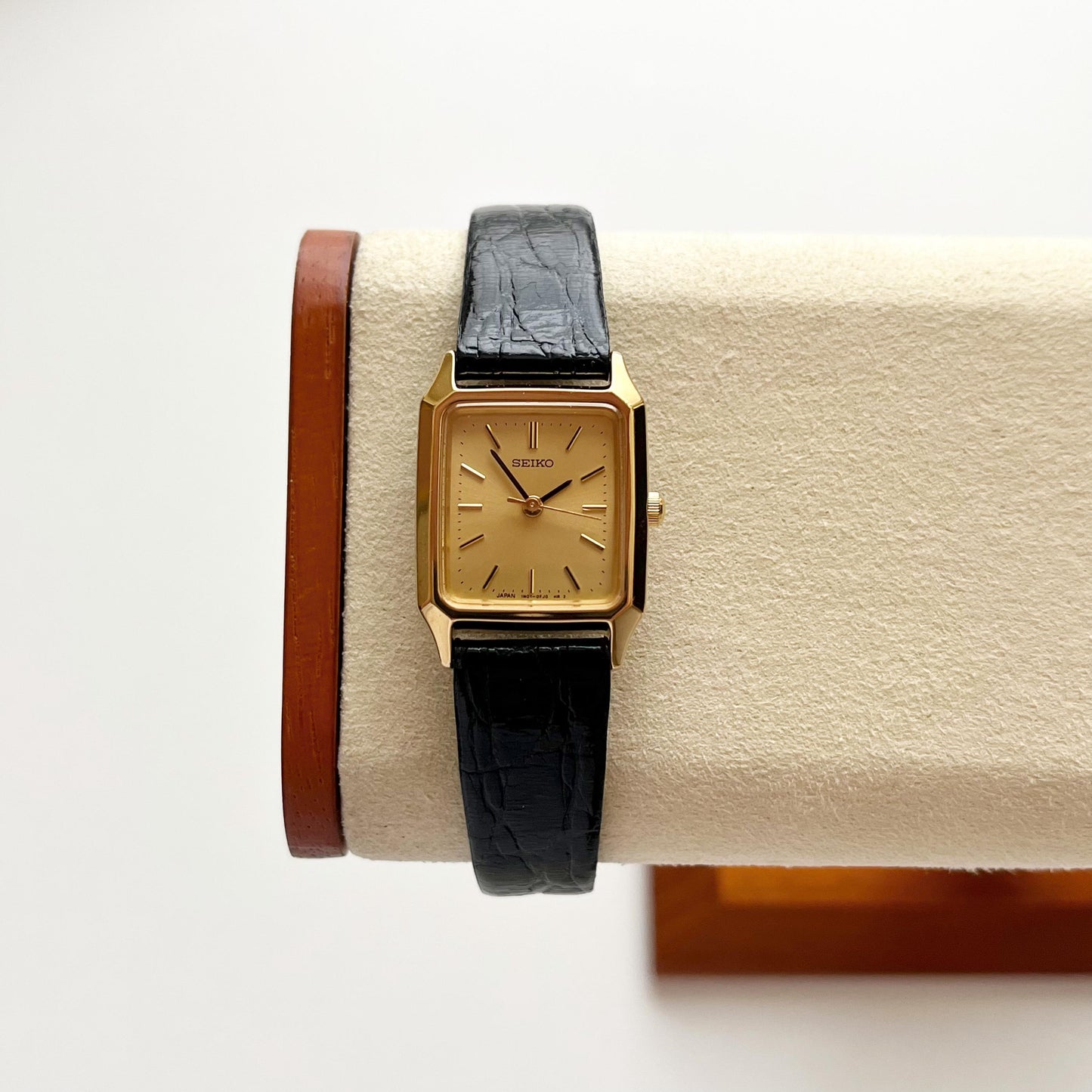 Seiko Womens Vintage Watch, Gold, Leather Band, Boxed, Gift For Her