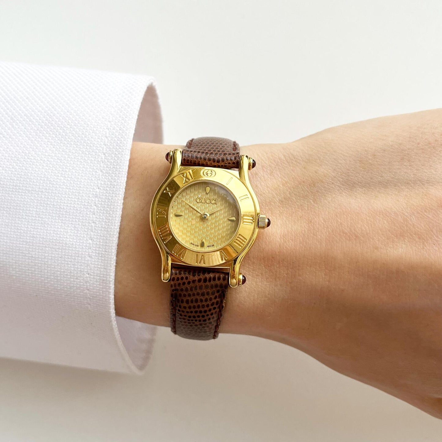 Vintage Gucci Gold Watch, Brown Band, Boxed, Gift for Her, Full Set