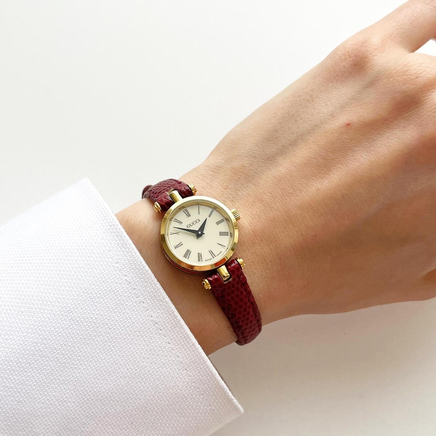 Gucci Vintage Women’s Watch, White Dial, Red Band, Gift For Her, Boxed