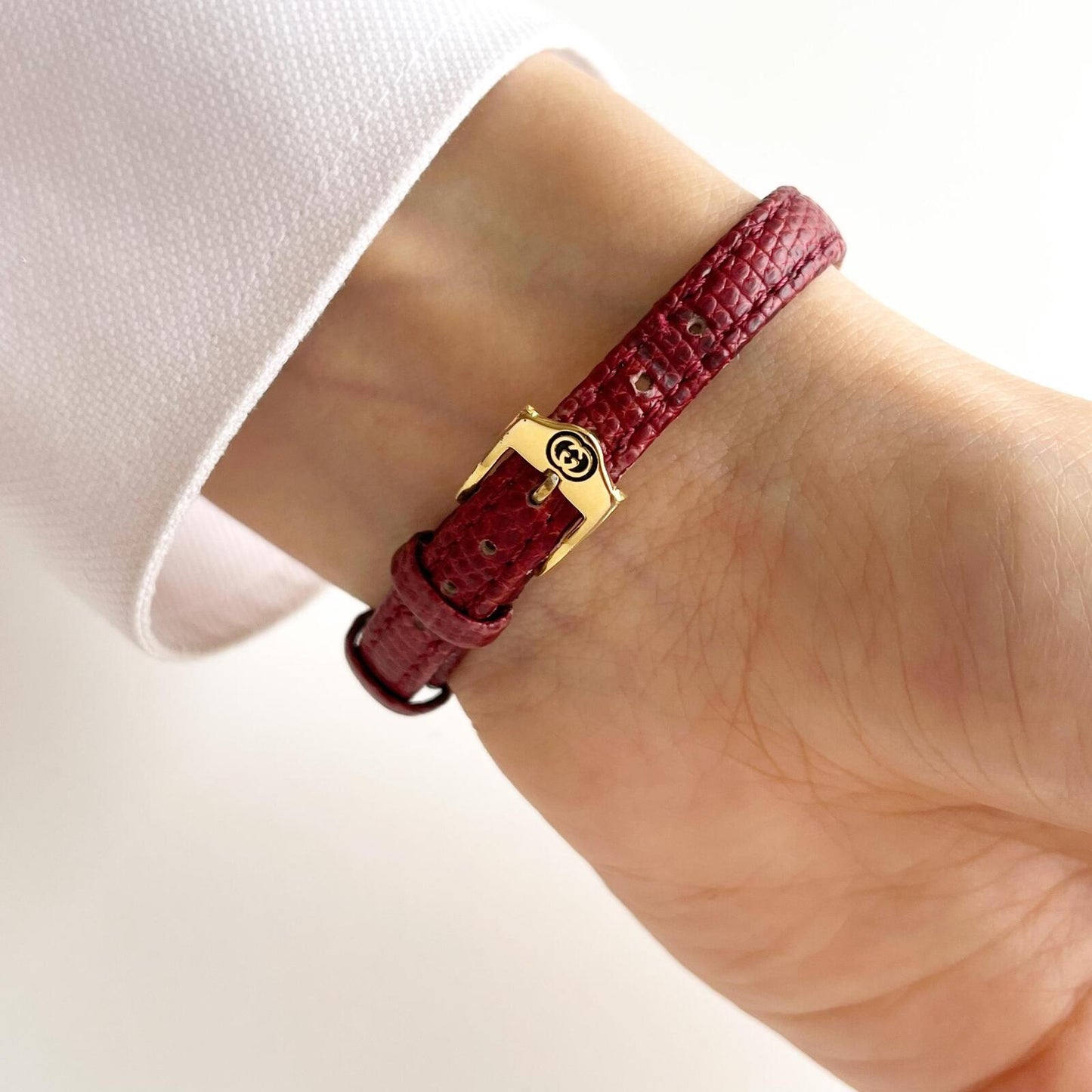 Gucci Vintage Women’s Watch, White Dial, Red Band, Gift For Her, Boxed