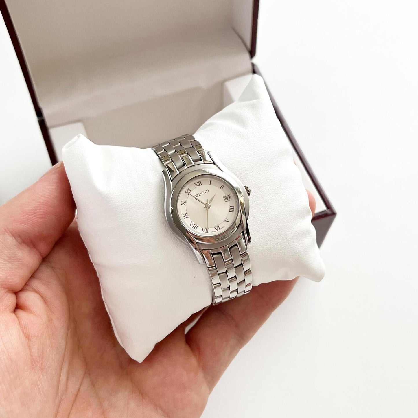 Gucci Women’s Vintage Watch, Silver, Boxed, Gift for Her - 16.5cm
