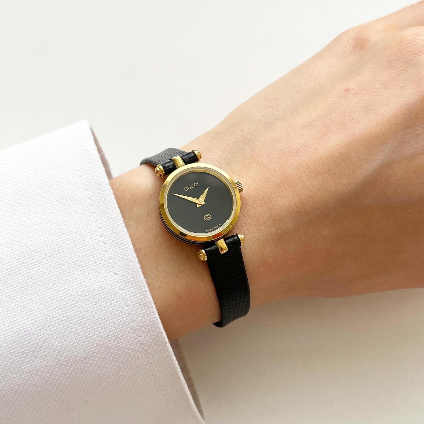 Gucci Vintage Women’s Gold Watch, Black Dial, Balck Band, Gift For Her, Boxed