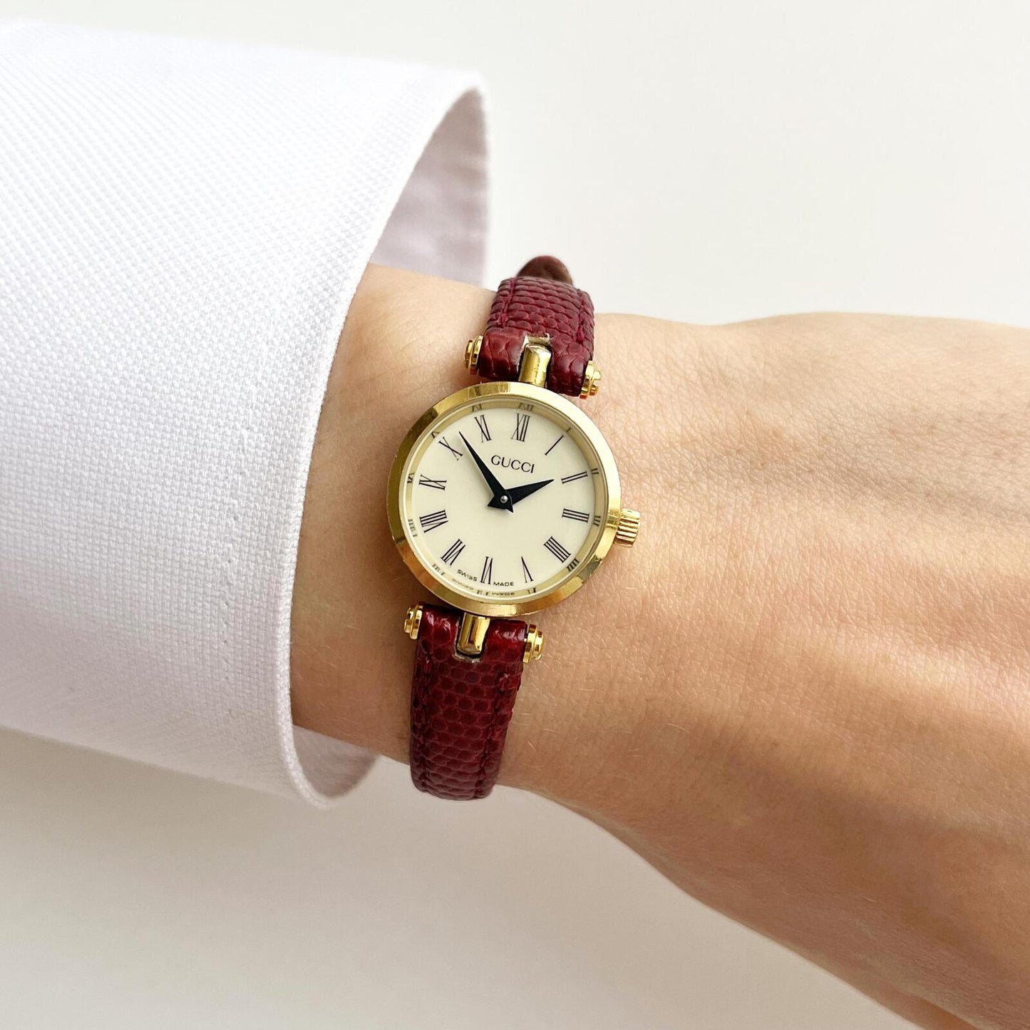 Gucci Vintage Women’s Watch, White Dial, Red Band, Gift For Her, Boxed