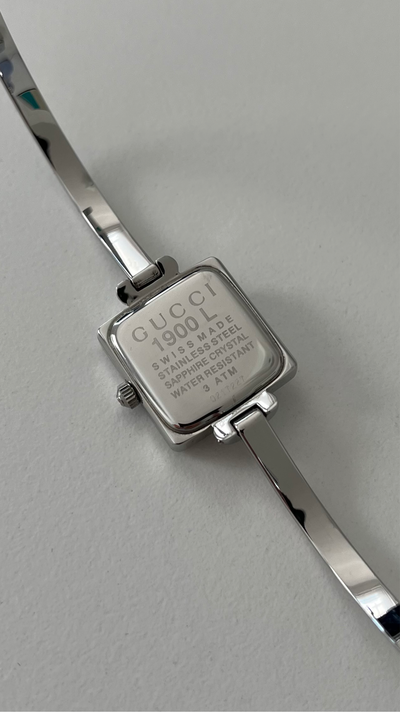 Gucci Women's Square Timepiece - Early 2000s Vintage