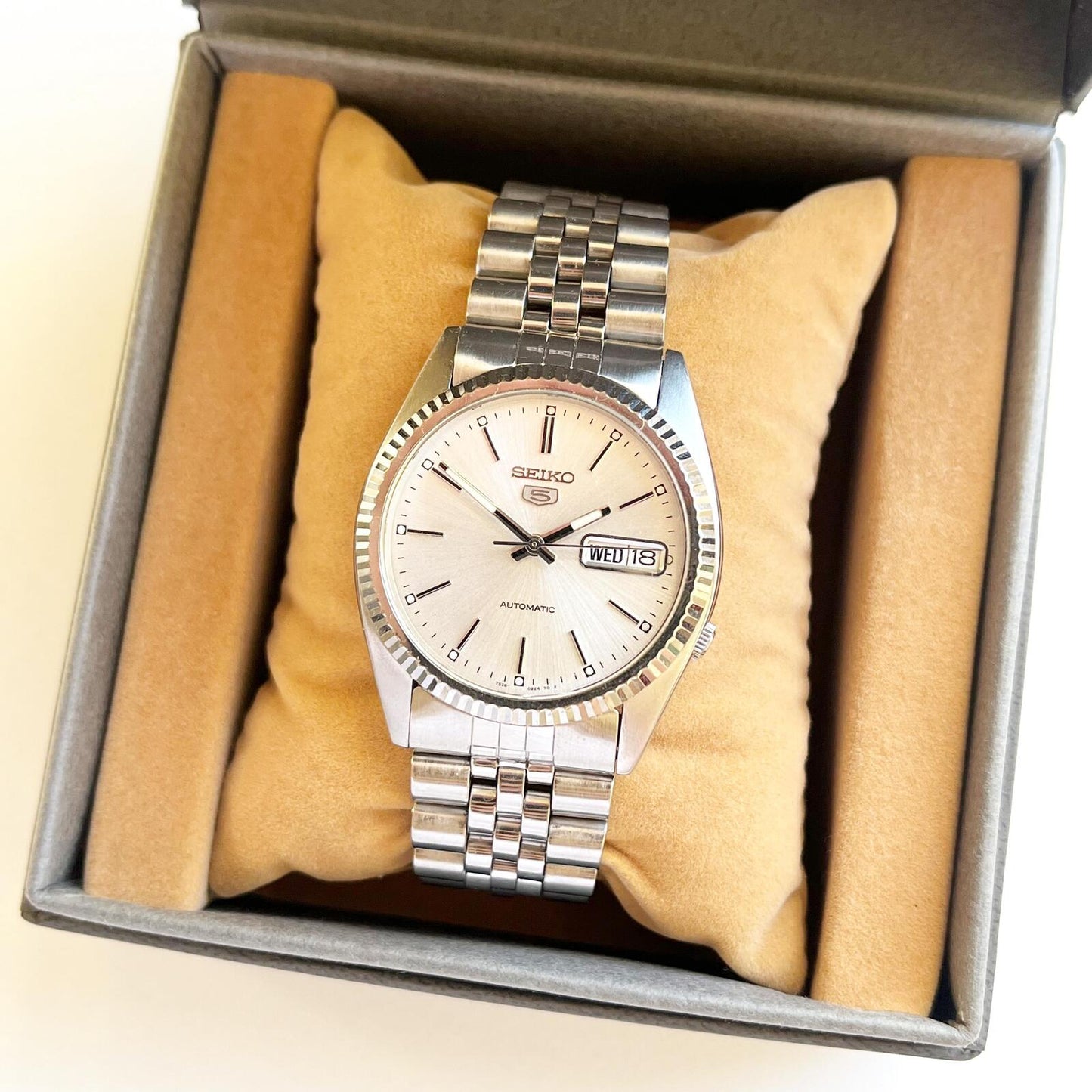 SEIKO Vintage Man’s Stainless Steel Watch, Automatic Mechanical, Boxed - 18cm