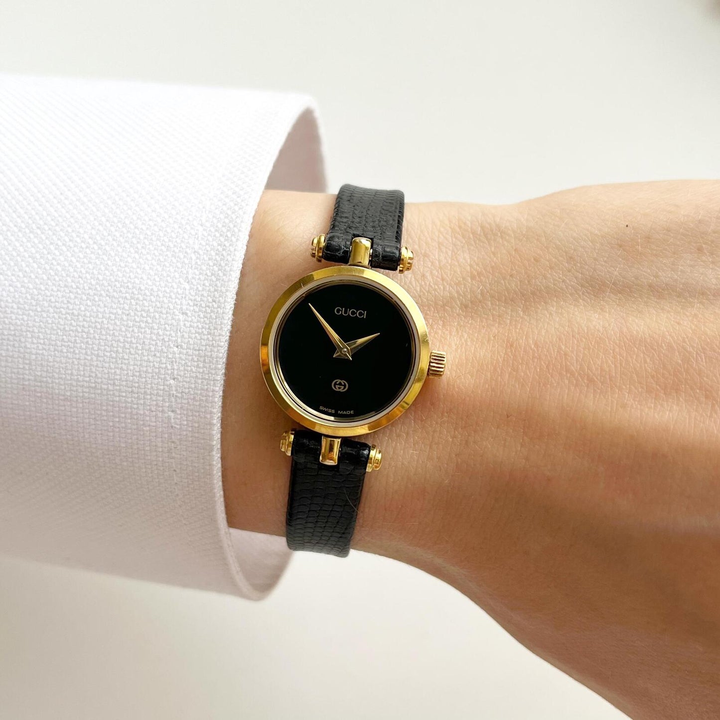 Gucci Vintage Women’s Gold Watch, Black Dial, Balck Band, Gift For Her, Boxed