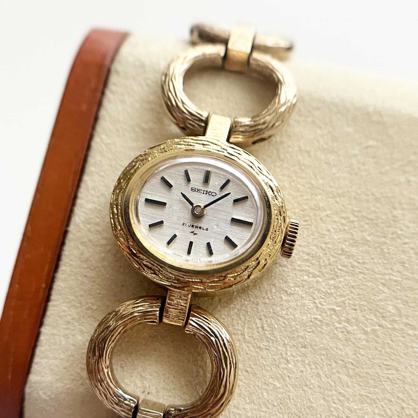 Seiko Rare Mechanical Vintage Gold Womens Watch, Boxed, Gift for Her, 16cm