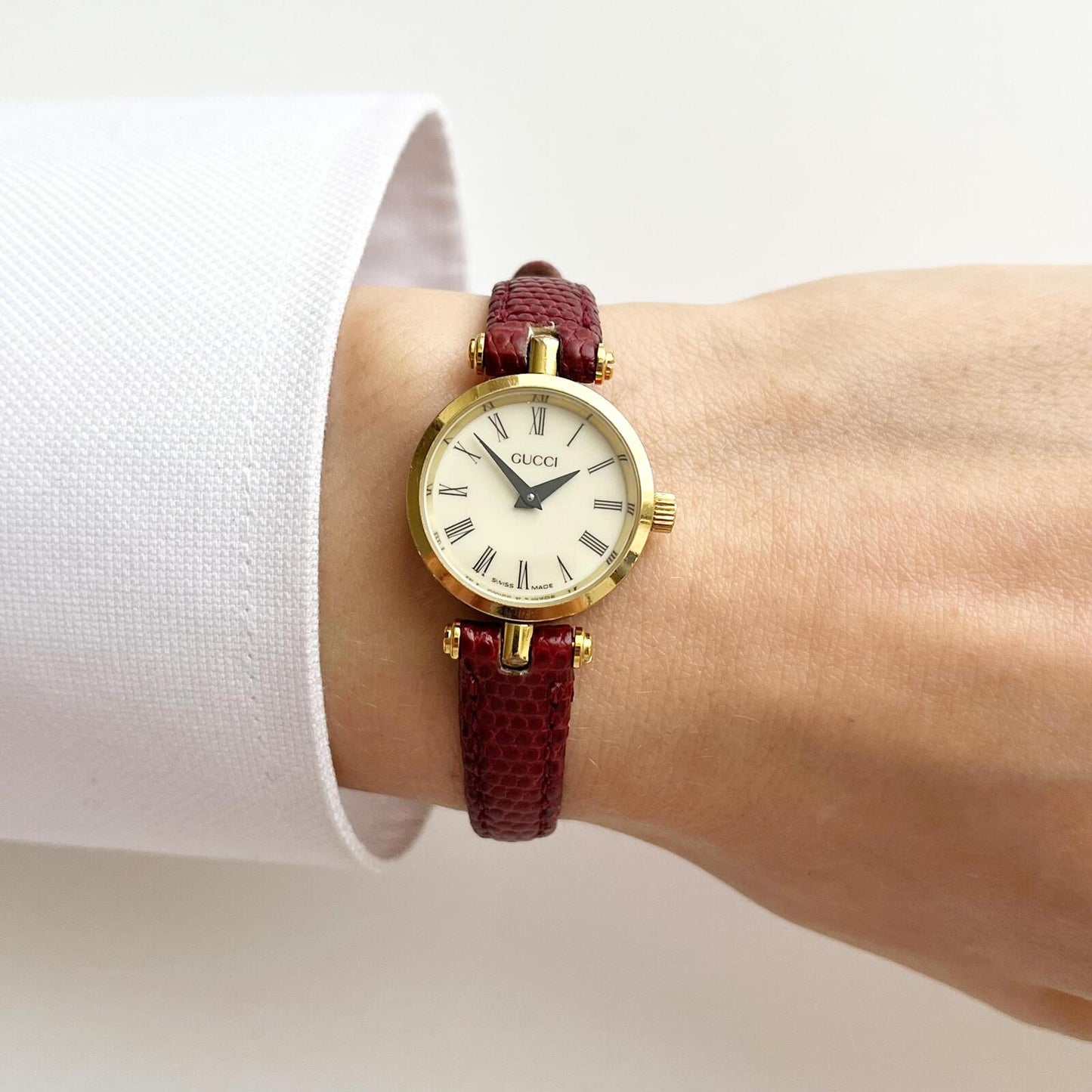 Gucci Vintage Women’s Watch, White Dial, Red Band, Gift For Her, Boxed