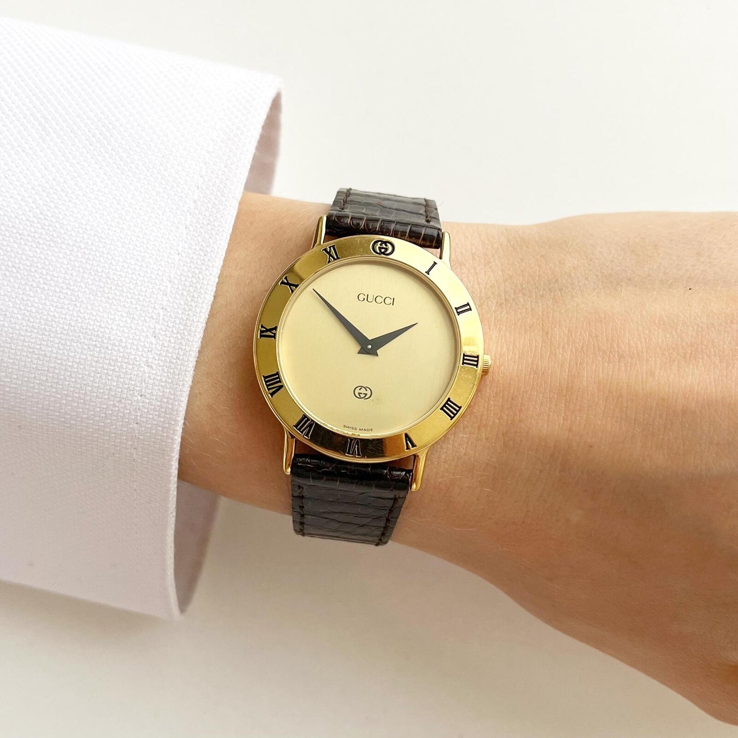 Vintage Gucci Women’s Watch, Gold Dial, Leather Band, Boxed, Gift for Her