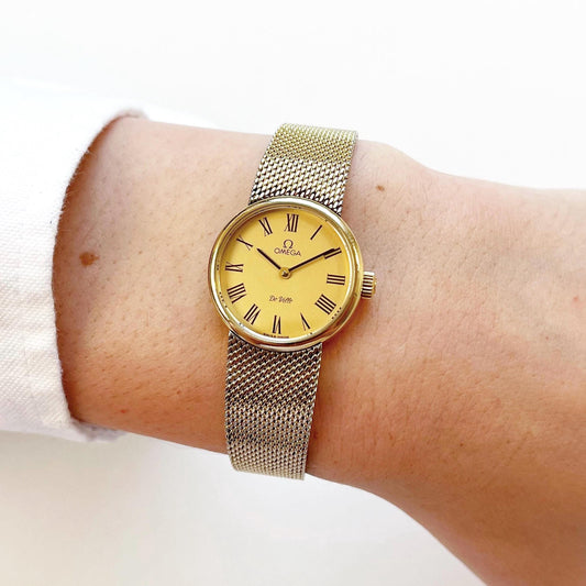 Rare OMEGA DE VILLE ledies watch form the 70s (18cm -13cm)