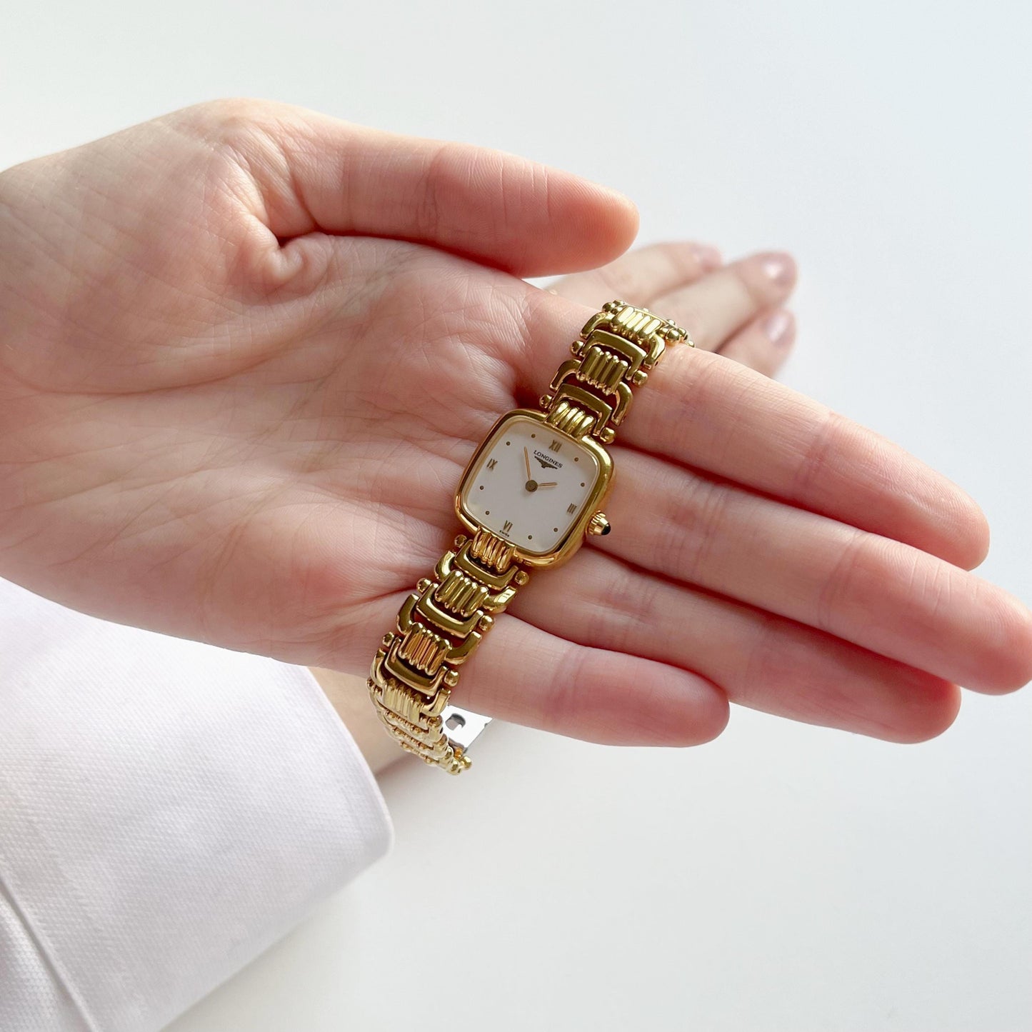 Longines Vintage Womens Gold Watch, Gift Box, 15.5 cm