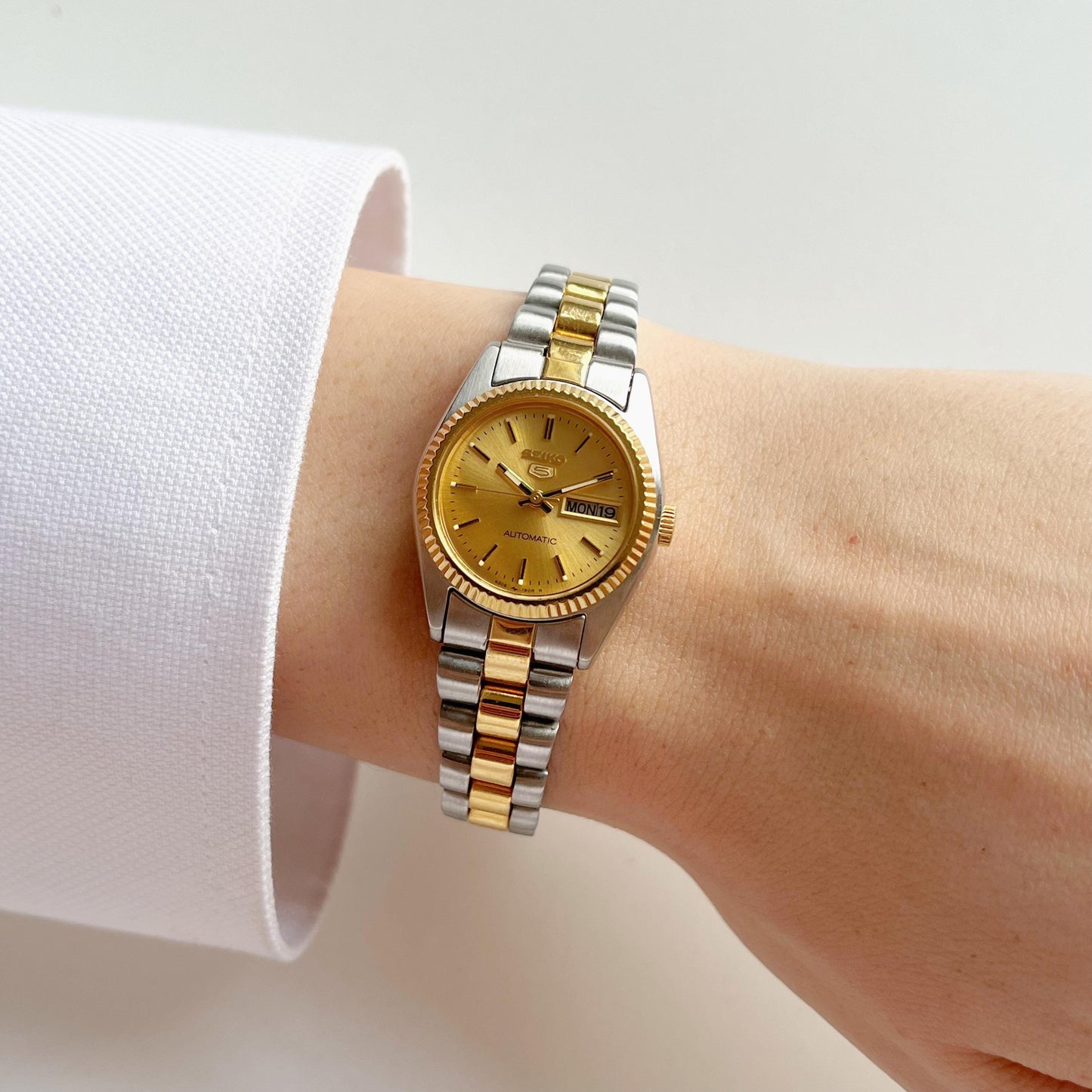 Seiko RARE TwoTone Mechanical Vintage Womens Watch, Boxed, 16cm