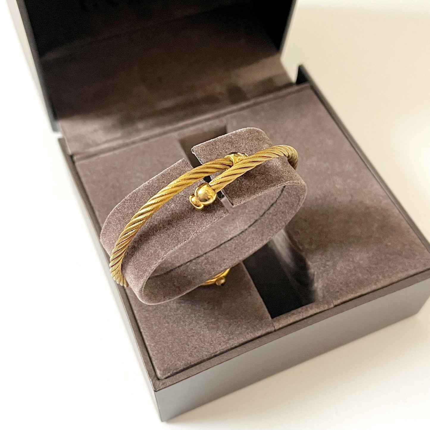 Gucci Vintage Women’s Bangle Gold Watch, Mother of Pearl Dial, Gift for Her