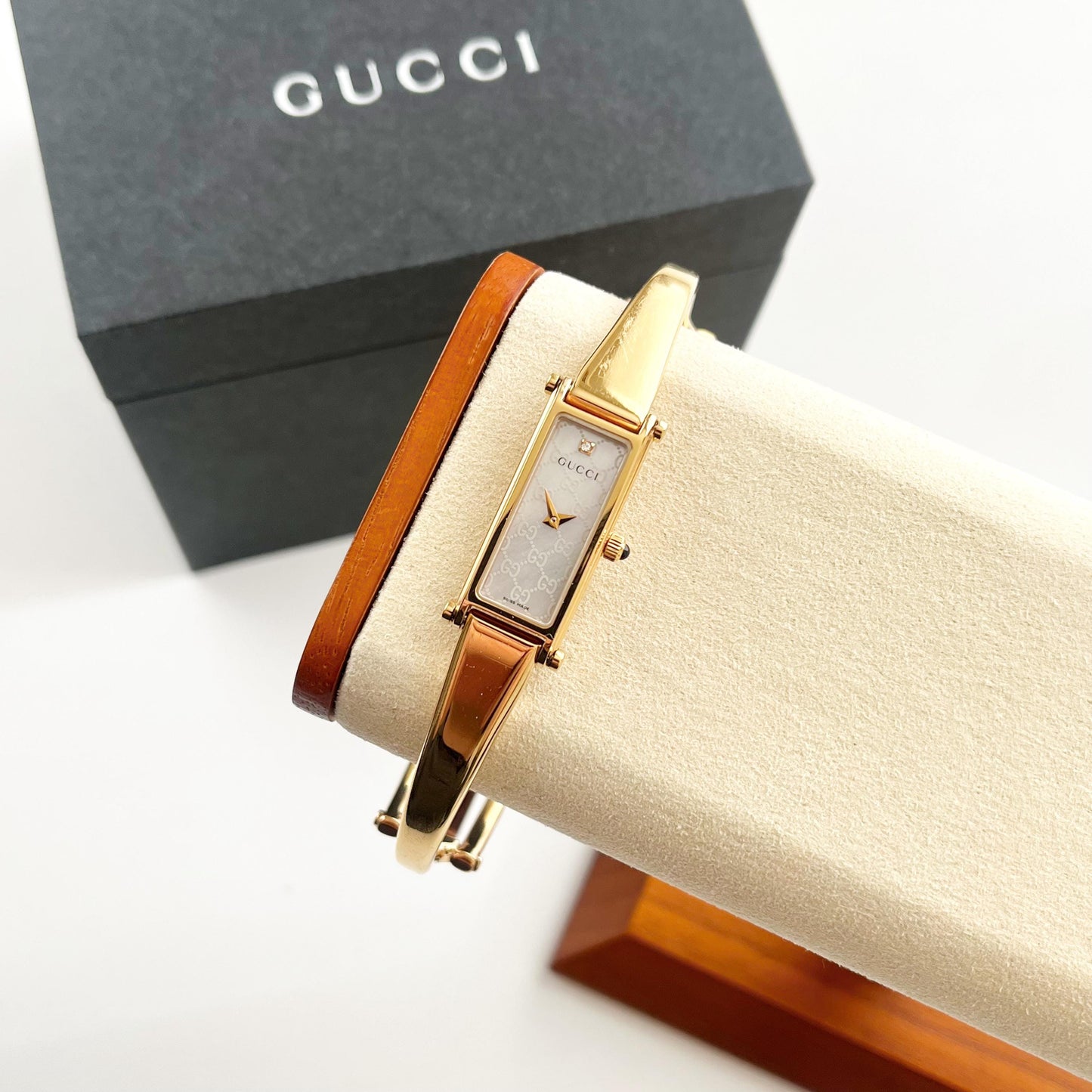 Gucci Women’s Vintage Bangle Gold Watch, Boxed Gift for Her - 16cm