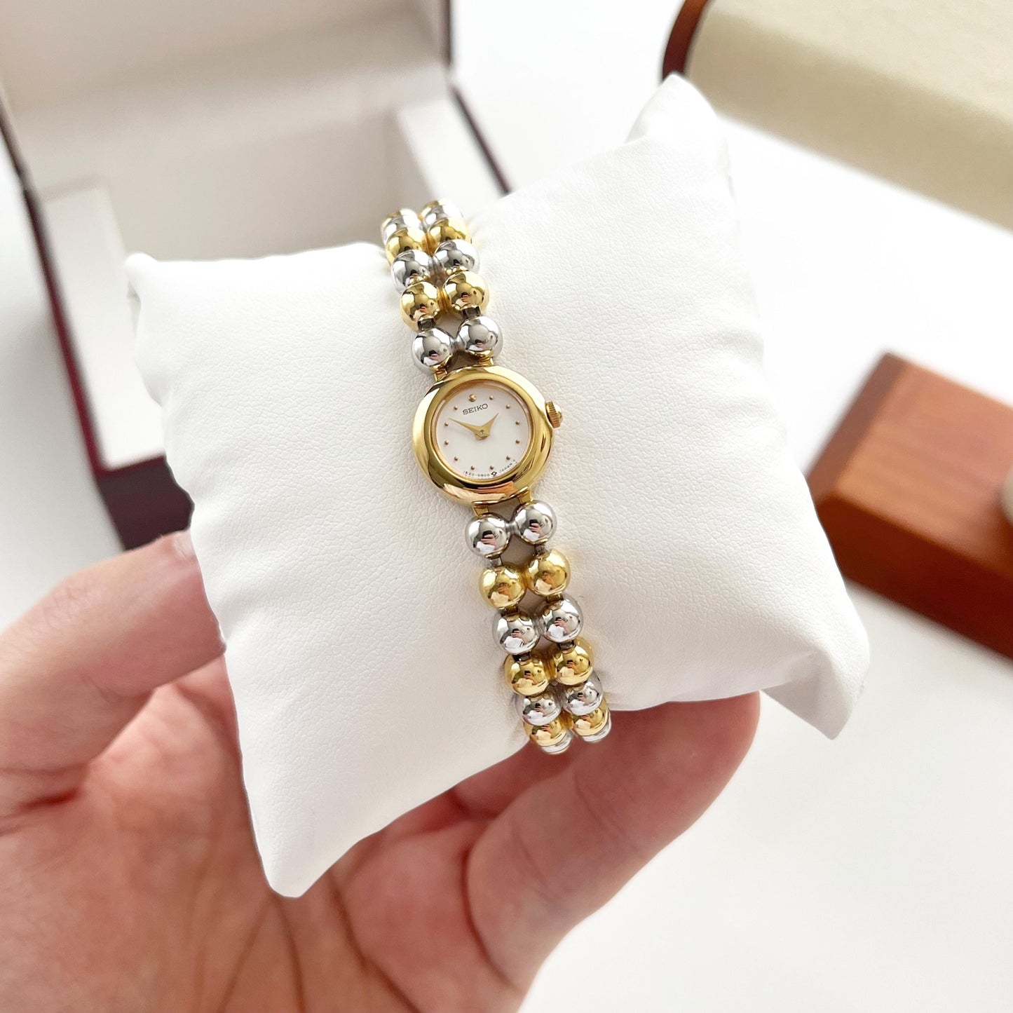 MINT - Seiko Gold Women’s Vintage Watch, Boxed, Gift for Her - 17.5cm