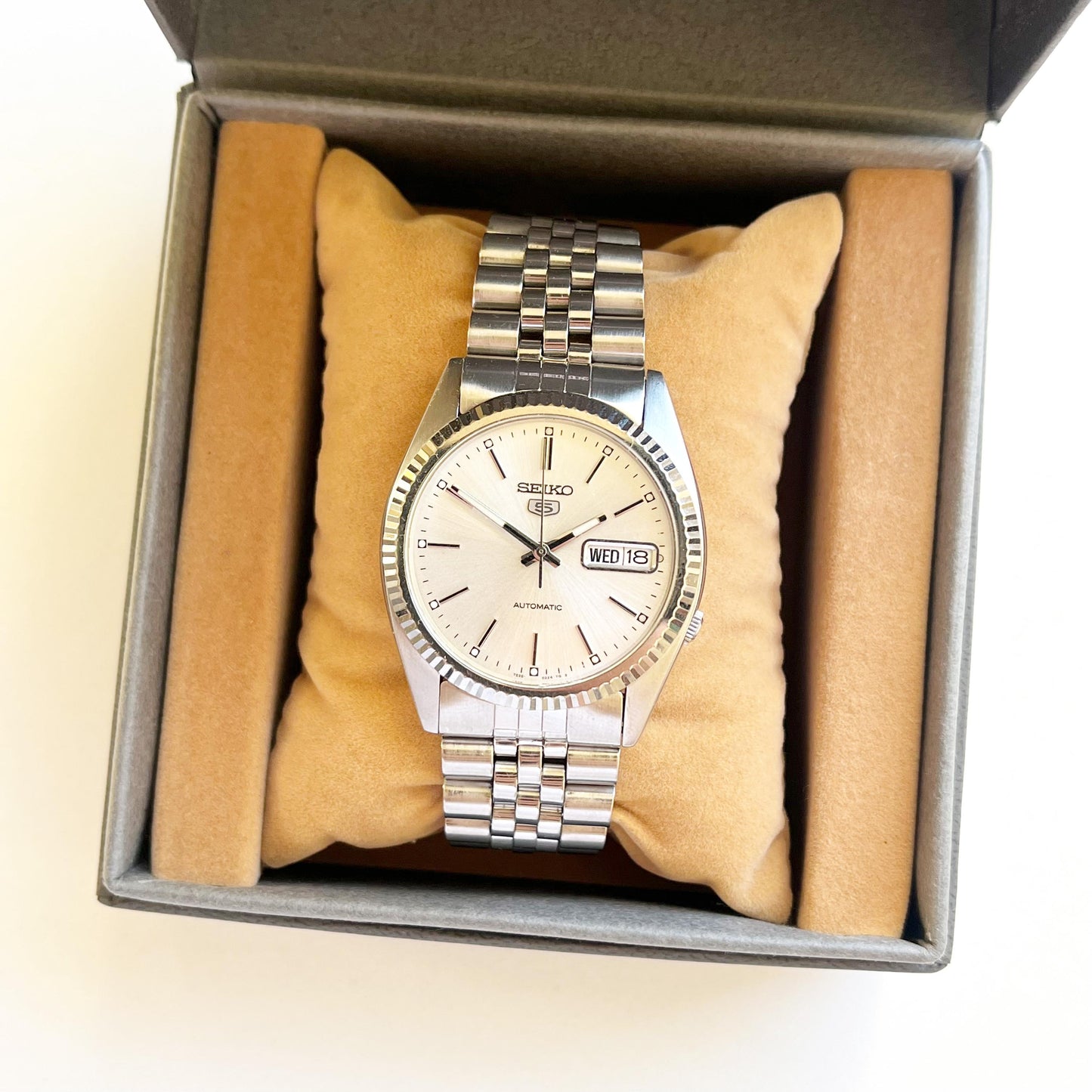 SEIKO Vintage Man’s Stainless Steel Watch, Automatic Mechanical, Boxed - 18cm