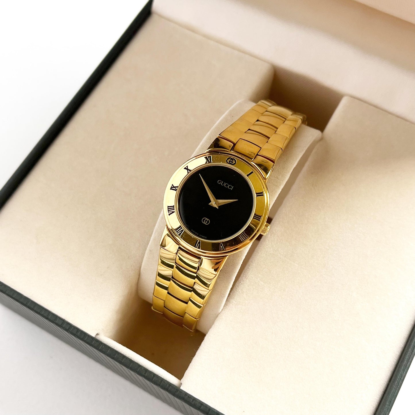 Gucci Gold Vintage Women’s Watch, Black Dial, Boxed, Gift for Her, 17cm