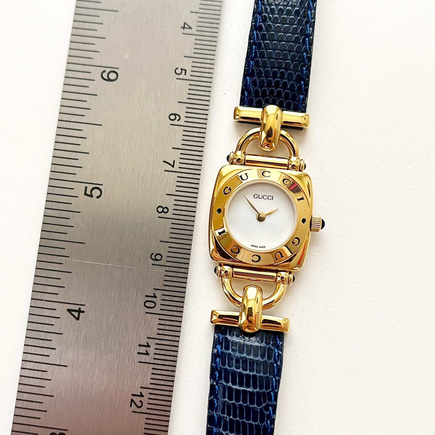 MINT - Vintage Gucci Women’s Watch, Full Set, Gold Watch, Leather Band, Gift for Her