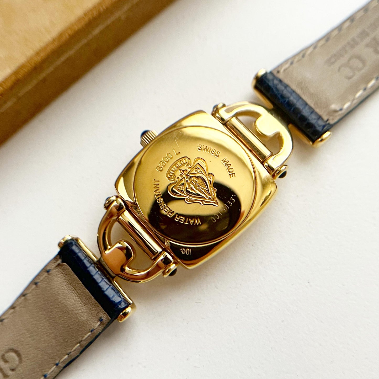 MINT - Vintage Gucci Women’s Watch, Full Set, Gold Watch, Leather Band, Gift for Her