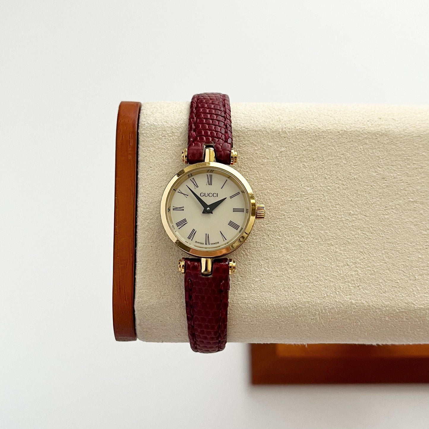 Gucci Vintage Women’s Watch, White Dial, Red Band, Gift For Her, Boxed