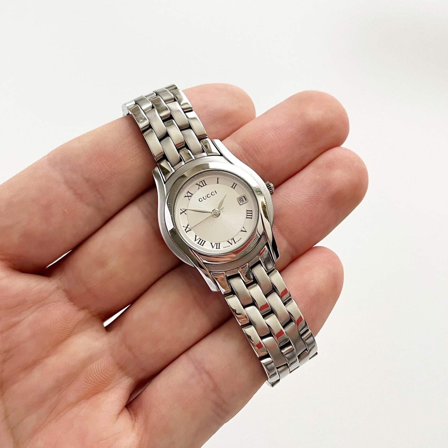 Gucci Women’s Vintage Watch, Silver, Boxed, Gift for Her - 16.5cm
