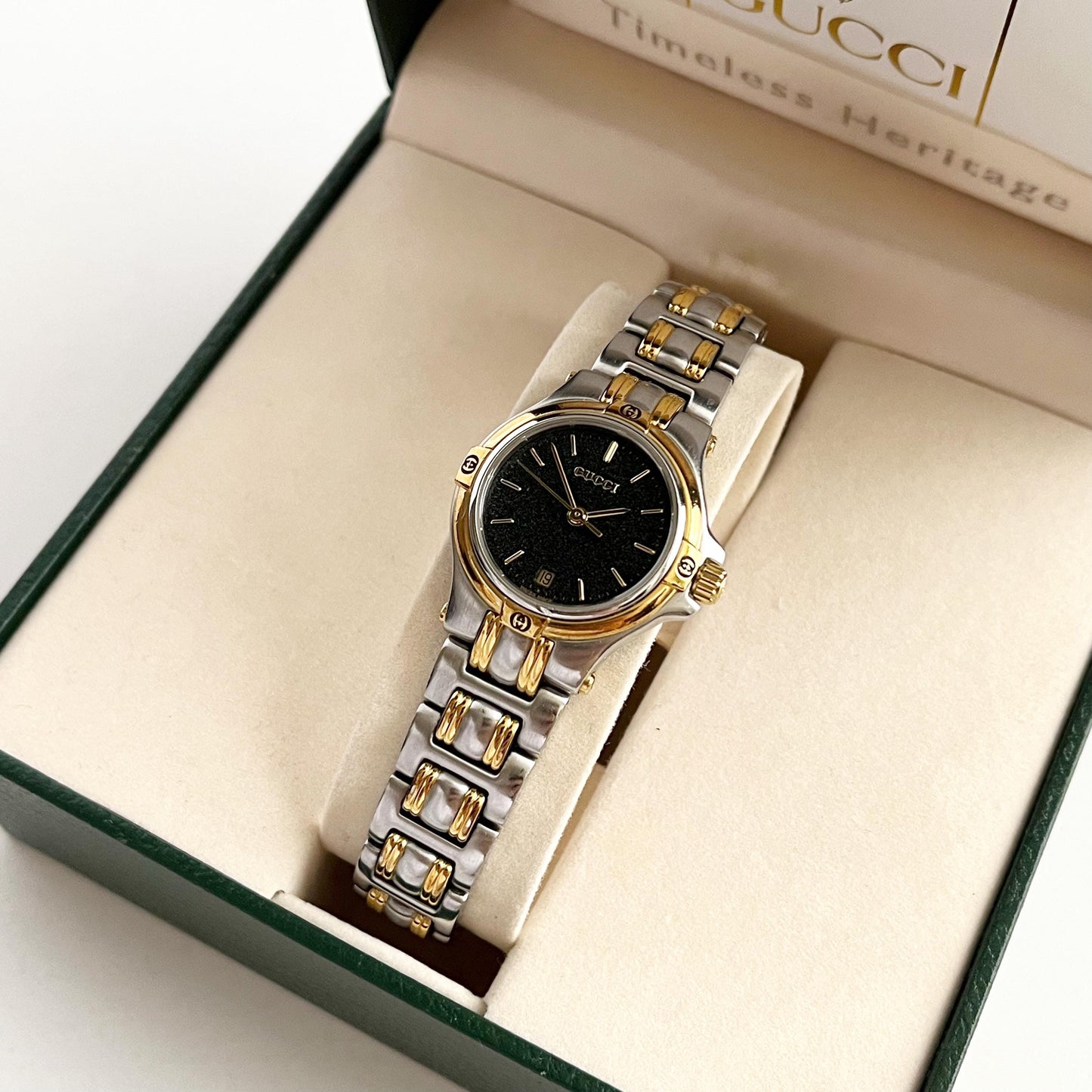 MINT - Gucci Vintage Womens Gold Date Watch, Balck Dial, Gift for Her, Boxed, Full Set - 17.5cm
