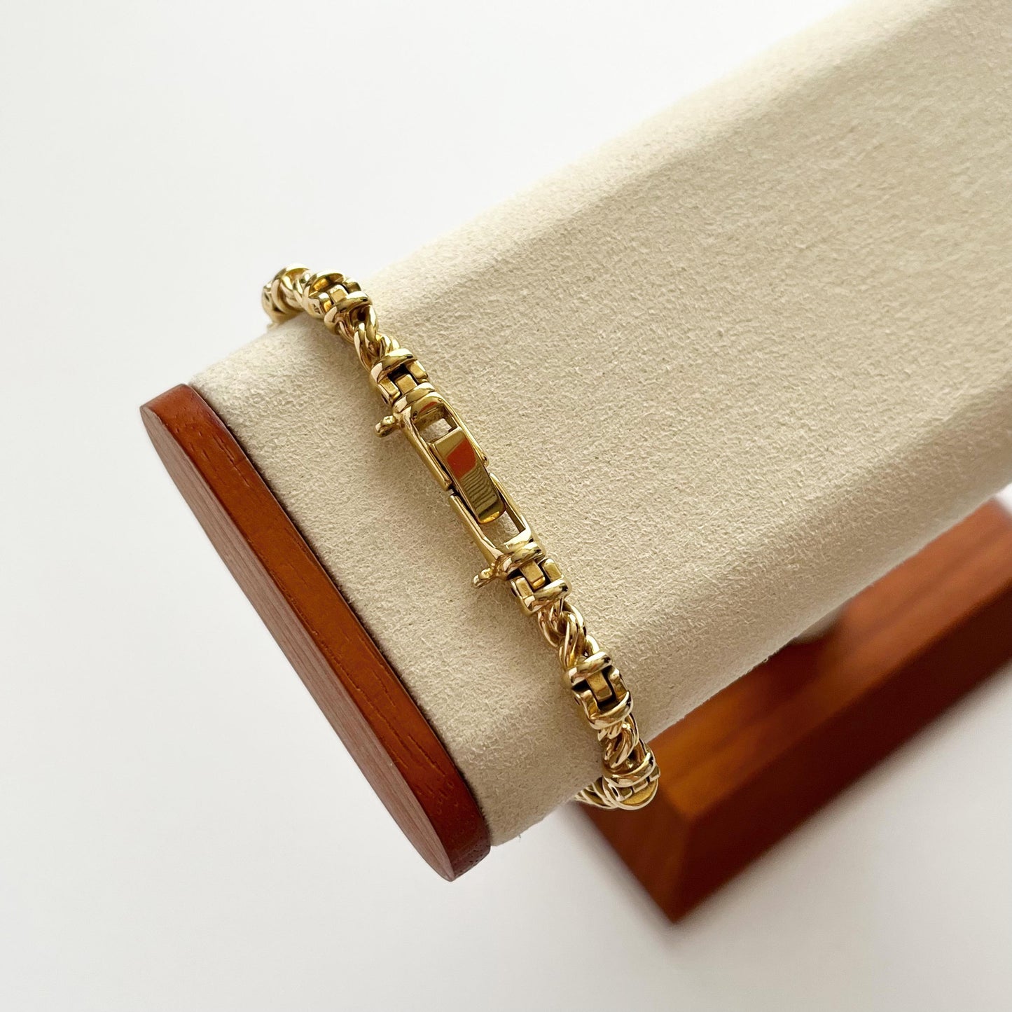 Seiko Rare Gold Tone Women’s Vintage Watch, Boxed, Gift for Her, 18cm