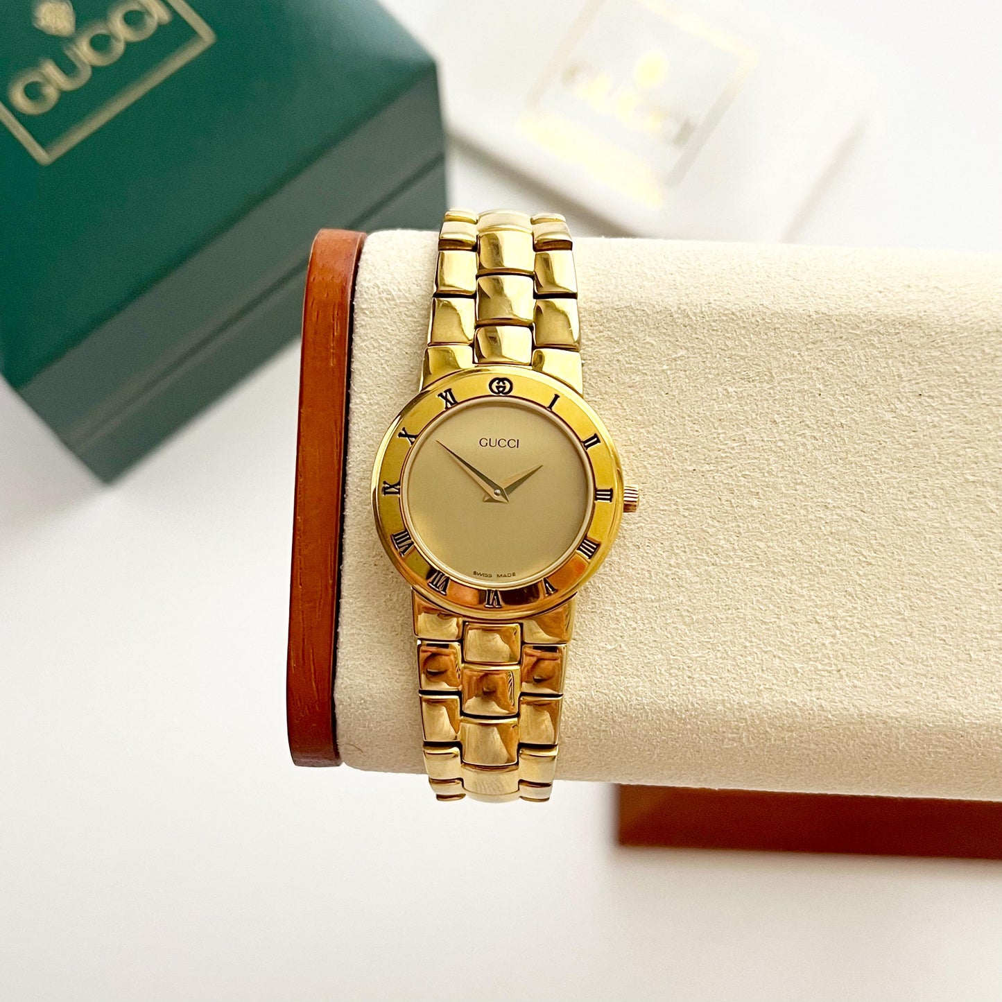 Gucci Gold Vintage Women’s Watch, Gold Dial, Boxed, Gift for Her, 15.5cm
