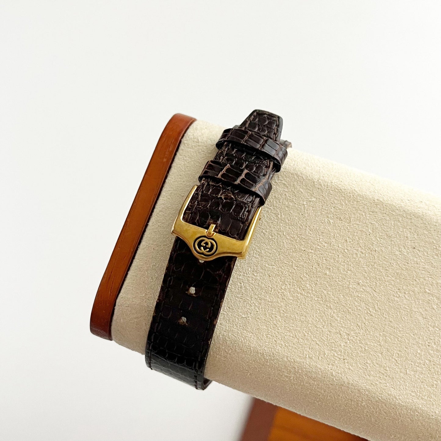 Vintage Gucci Women’s Watch, Gold Dial, Leather Band, Boxed, Gift for Her