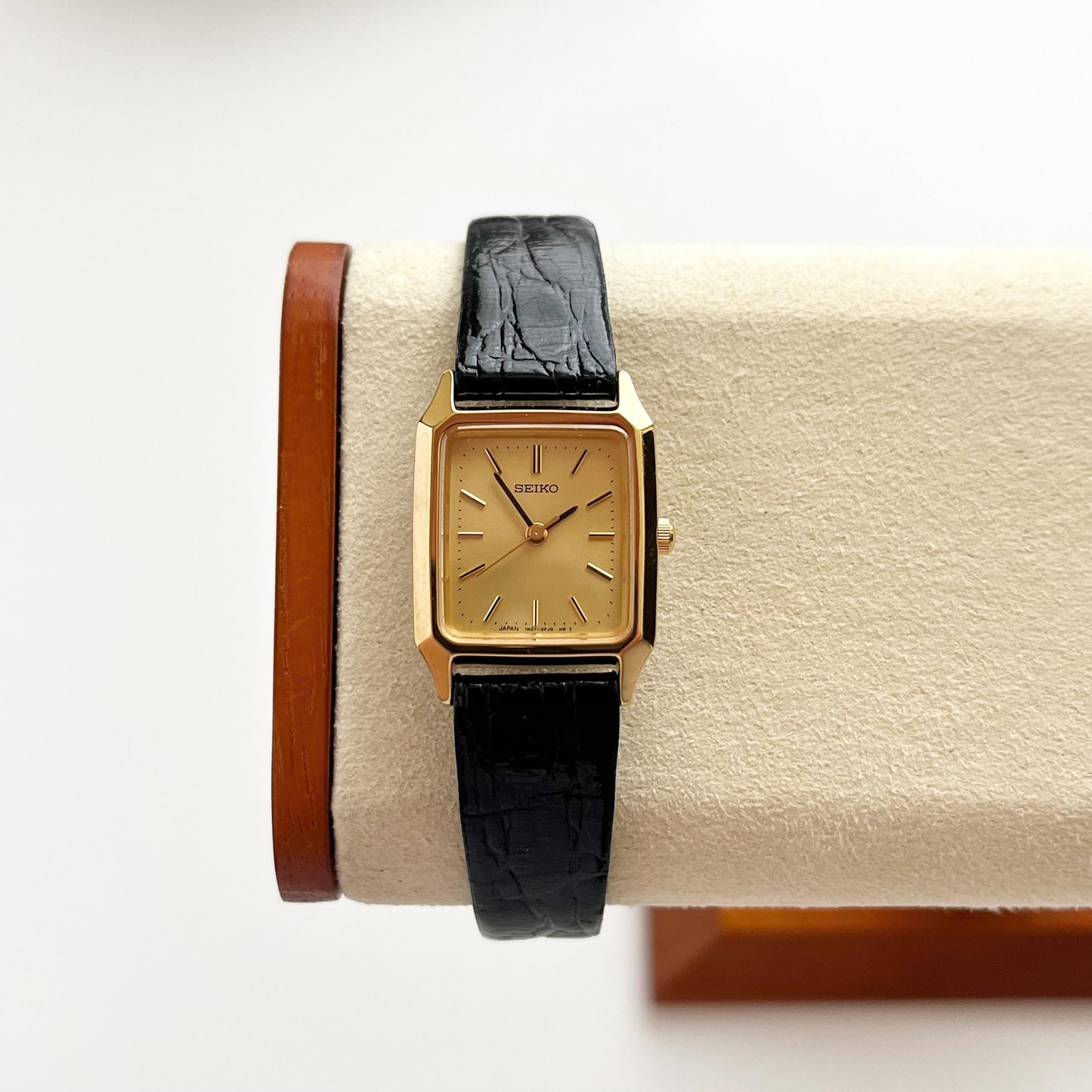 Seiko Womens Vintage Watch, Gold, Leather Band, Boxed, Gift For Her