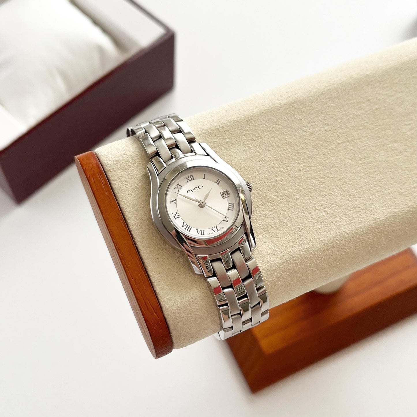 Gucci Women’s Vintage Watch, Silver, Boxed, Gift for Her - 16.5cm