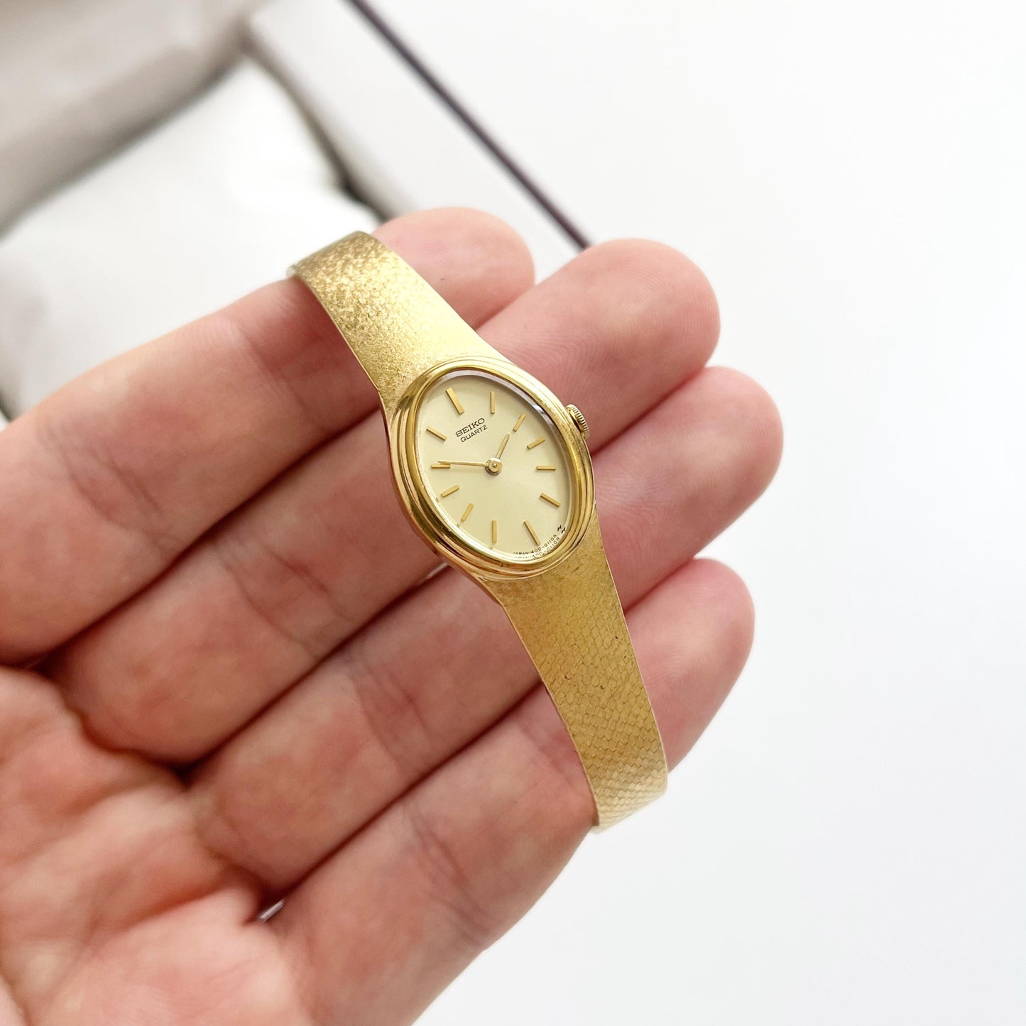 Seiko Vintage Gold Womens Watch, Boxed, Gift for Her, 16.5cm