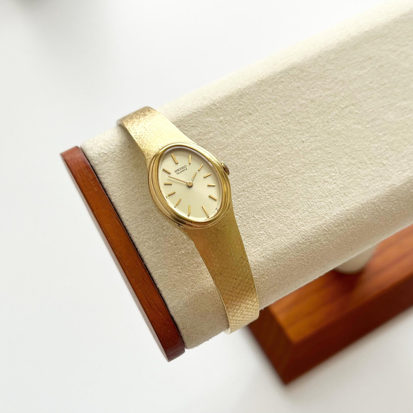 Seiko Vintage Gold Womens Watch, Boxed, Gift for Her, 16.5cm