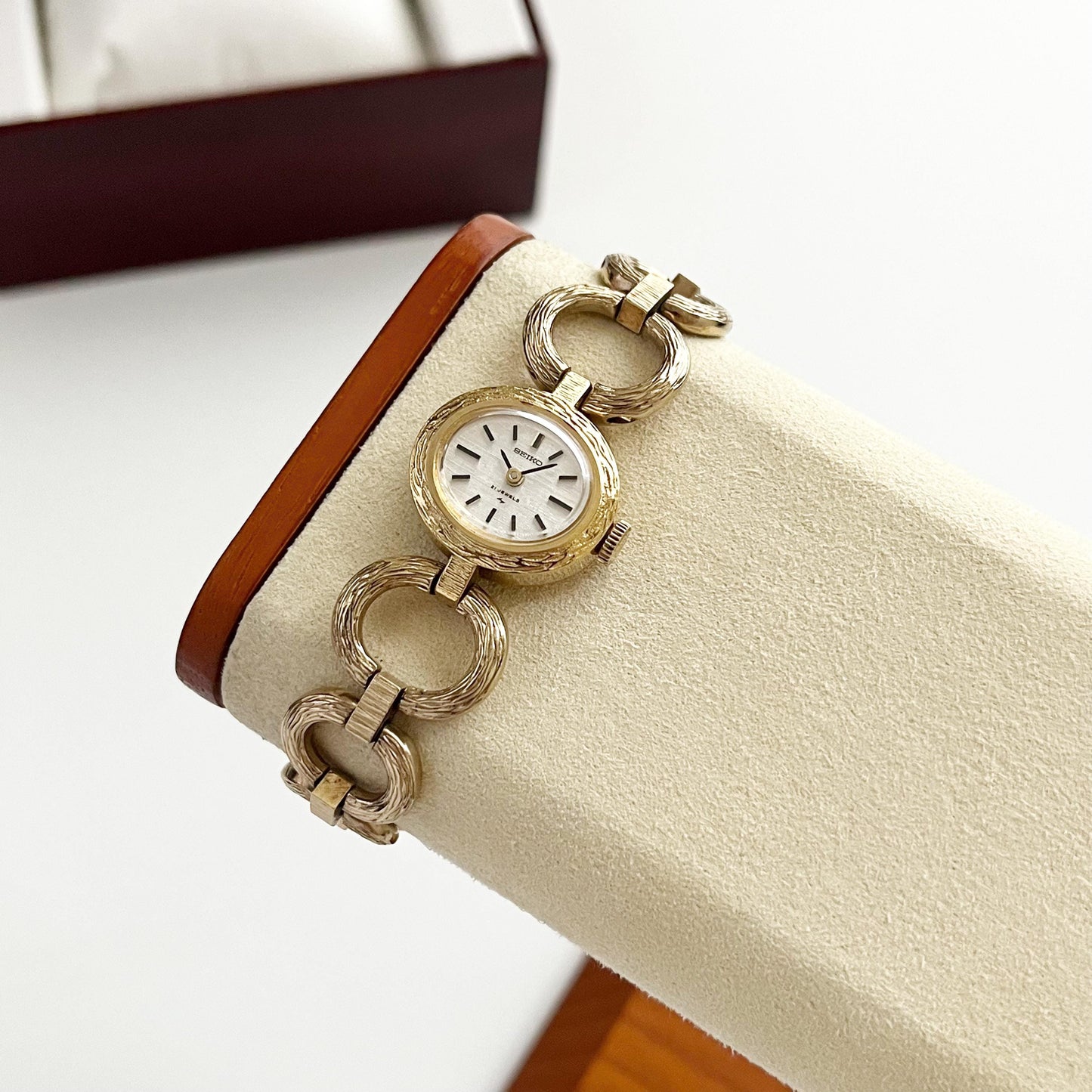 Seiko Rare Mechanical Vintage Gold Womens Watch, Boxed, Gift for Her, 16cm
