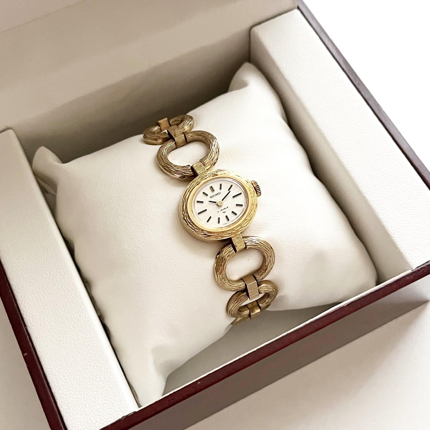 Seiko Rare Mechanical Vintage Gold Womens Watch, Boxed, Gift for Her, 16cm